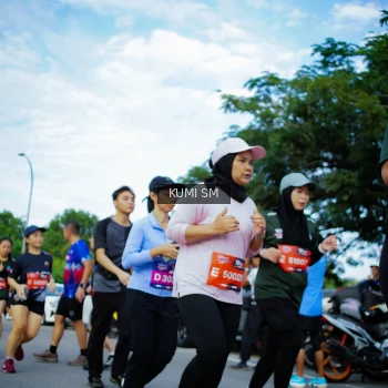 Runner Photo 3646762