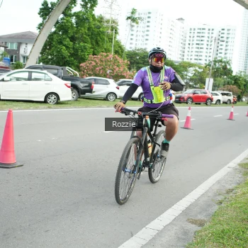 Runner Photo 3646776