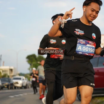 Runner Photo 3646903