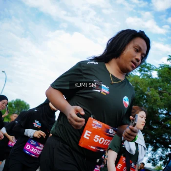 Runner Photo 3647002