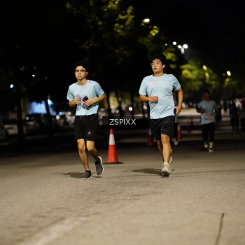Runner Photo 3647003