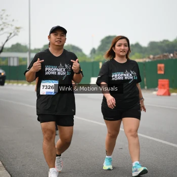 Runner Photo 3647140