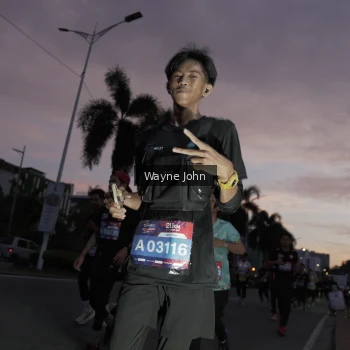 Runner Photo 3647193