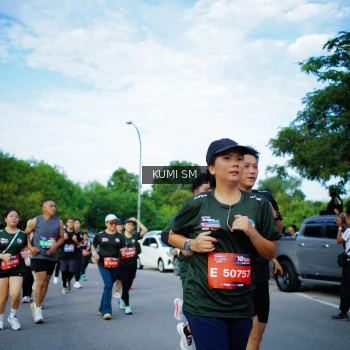 Runner Photo 3647360