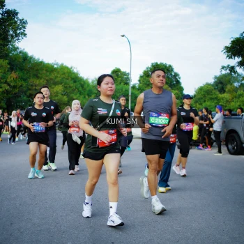 Runner Photo 3647443