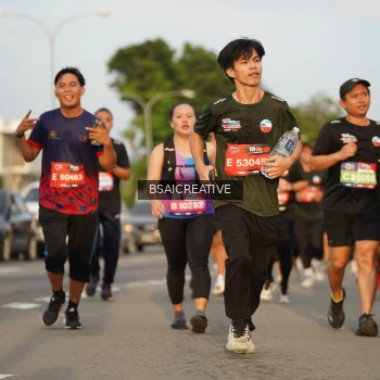 Runner Photo 3647493