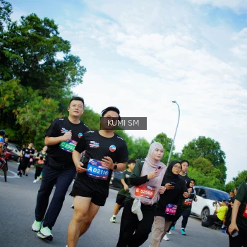 Runner Photo 3647500