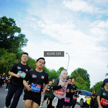 Runner Photo 3647511