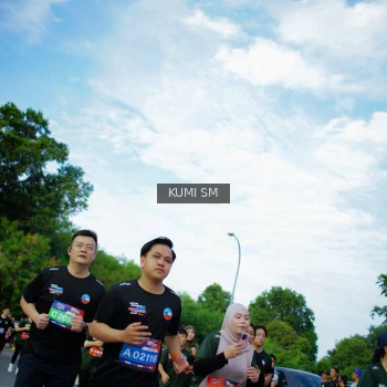 Runner Photo 3647531