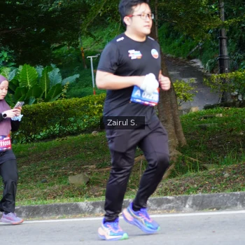 Runner Photo 3647535