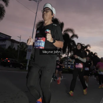 Runner Photo 3647573