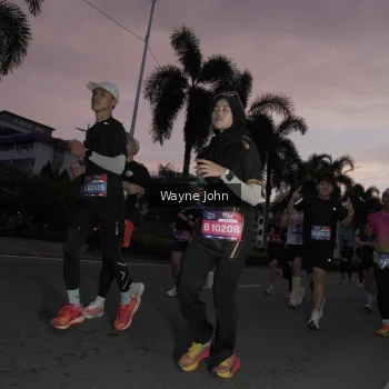 Runner Photo 3647594