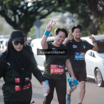Runner Photo 3647702