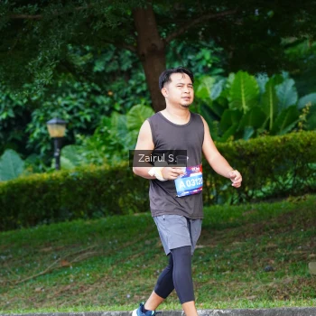 Runner Photo 3647735