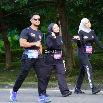 Runner Photo 3647835