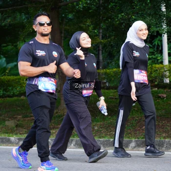 Runner Photo 3647905