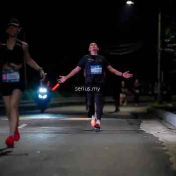 Runner Photo 3647911