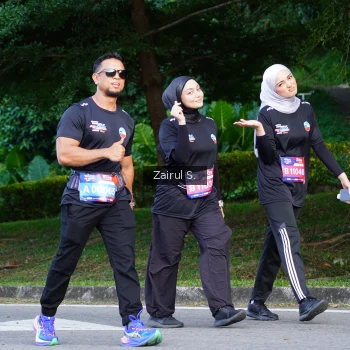 Runner Photo 3647915