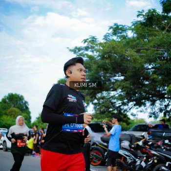 Runner Photo 3647991