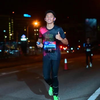 Runner Photo 3648002
