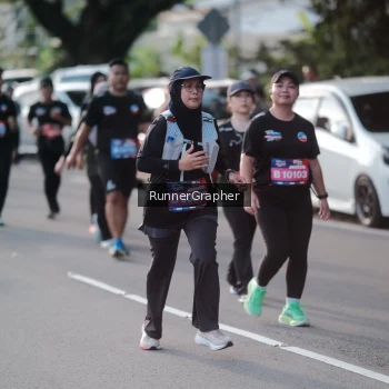 Runner Photo 3648524