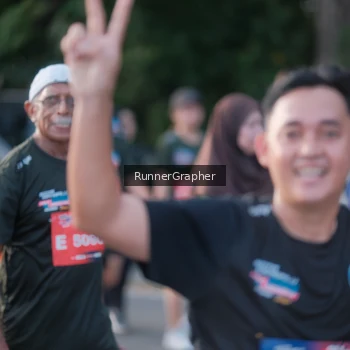 Runner Photo 3648618