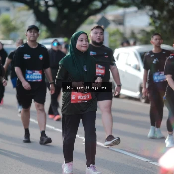 Runner Photo 3648657
