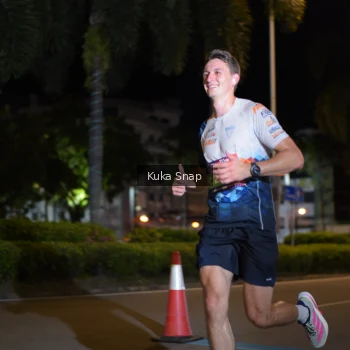Runner Photo 3649002