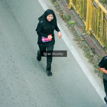 Runner Photo 3649010