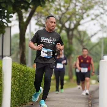 Runner Photo 3649040