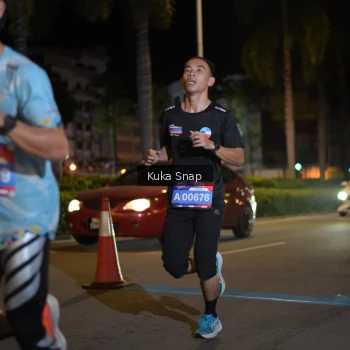 Runner Photo 3649076