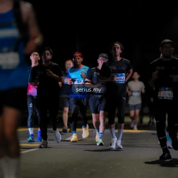 Runner Photo 3649453