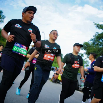 Runner Photo 3649472