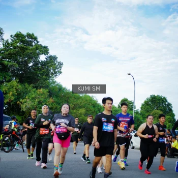 Runner Photo 3649495