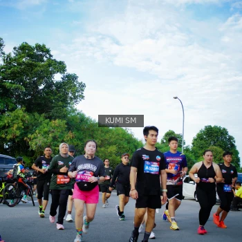 Runner Photo 3649496