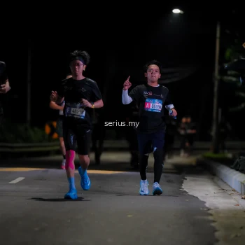 Runner Photo 3649585