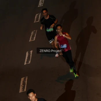 Runner Photo 3649613