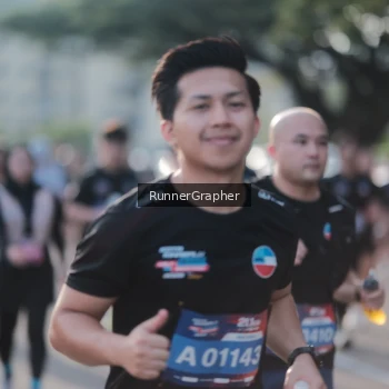Runner Photo 3649624
