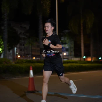 Runner Photo 3649667