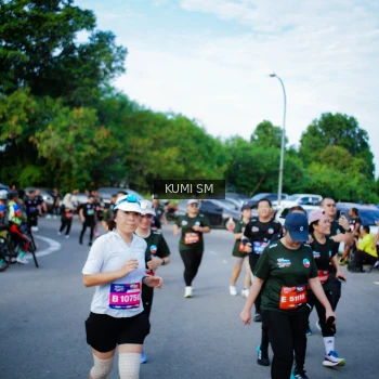Runner Photo 3649711
