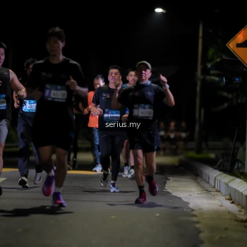 Runner Photo 3649775