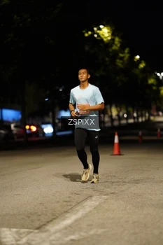 Runner Photo 3649813