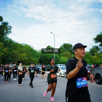 Runner Photo 3649833