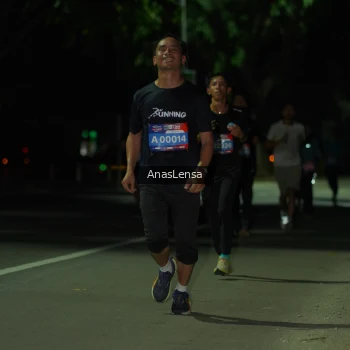 Runner Photo 3649918