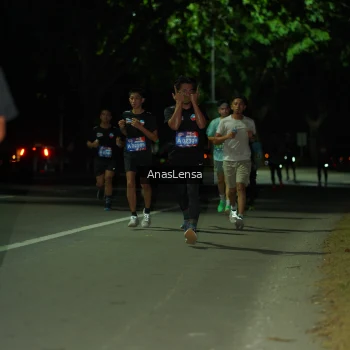 Runner Photo 3649997