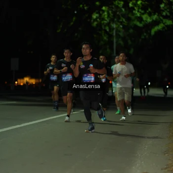 Runner Photo 3650037