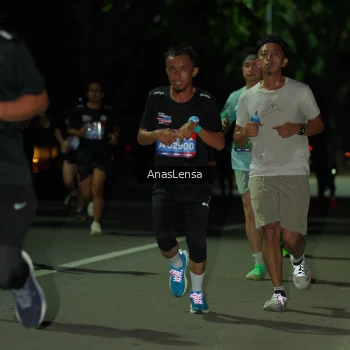 Runner Photo 3650104