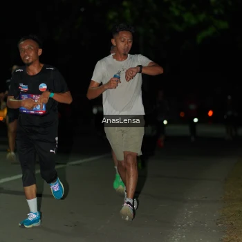 Runner Photo 3650176