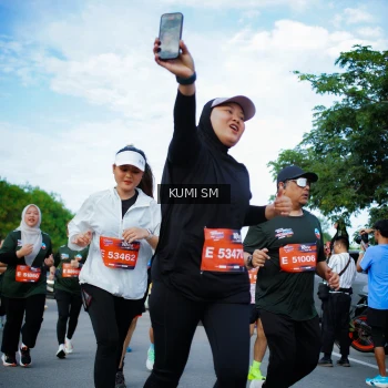 Runner Photo 3650203