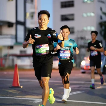 Runner Photo 3650544